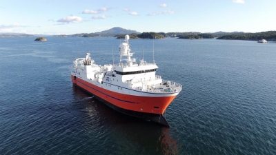 Ocean Azul ready for toothfish fishery: LOS Marine delivers world´s biggest autoline vessel