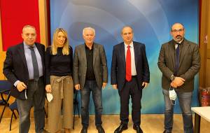 Τη συγκρότηση Ομάδας Εργασίας για τη σύσταση ενός νέου Μητρώου Τύπου ανακοίνωσε ο Γ.Οικονόμου