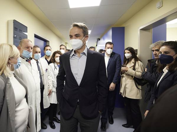 Ο Κυρ. Μητσοτάκης στο Τζάνειο: «Οραματιζόμαστε το νέο ΕΣΥ με ποιοτικές υποδομές»