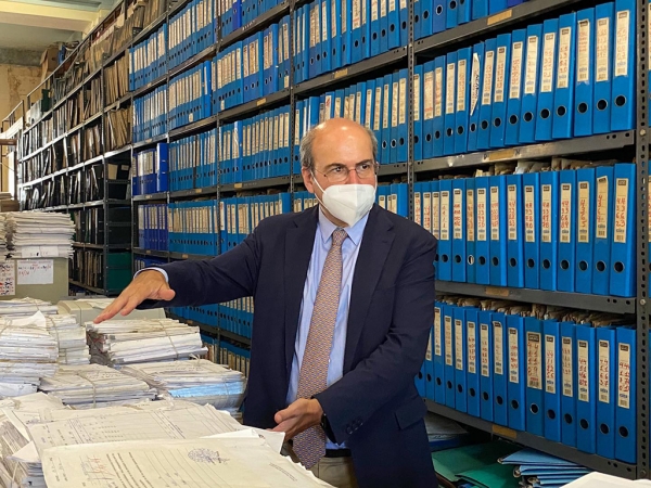 Οργισμένος ο υπουργός Εργασίας με υπαλλήλους του ΕΦΚΑ που αρνούνται να δώσουν σύνταξη χηρείας σε 444 γυναίκες