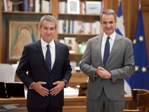 Στη NΔ προσχώρησε ο Ανδρέας Λοβέρδος