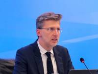 Α. Σκέρτσος: Θα μπορούσαμε να εξετάσουμε το ενδεχόμενο να μπαίνουμε σε κλειστούς χώρους μόνο με τρίτη δόση