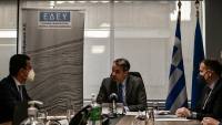 ΥΠΕΝ: Τρεις πρωτοβουλίες για επιτάχυνση των ερευνών για υδρογονάνθρακες