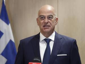 H Ελλάδα στέλνει στην Κύπρο δύο φρεγάτες και δύο F-16 - Στο νησί αύριο ο Ν. Δένδιας και ο Α/ΓΕΕΘΑ Δ. Χούπης