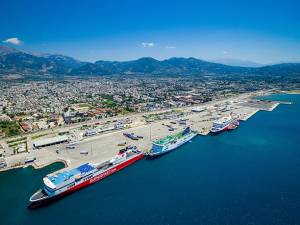 ΤΑΙΠΕΔ: Σε κόμβους κρουαζιέρας επιδιώκει να μετατρέψει τα λιμάνια Πάτρας-Κατάκολου και Καβάλας