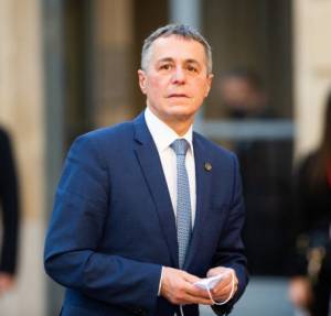 Ελβετία: Θετικός στον κορωνοϊό ο πρόεδρος Ιγκνάσιο Κασίς