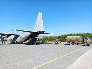 Αναχώρησε για την Αίγυπτο το ελληνικό C-130 που μεταφέρει ανθρωπιστική βοήθεια για τη Γάζα