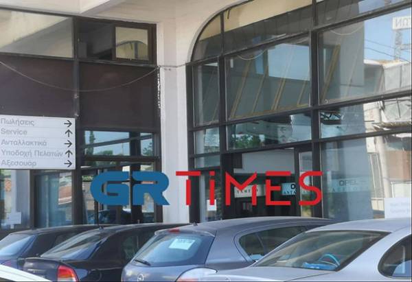 Θεσσαλονίκη: Άνδρας εισέβαλε με καραμπίνα σε αντιπροσωπεία αυτοκινήτων