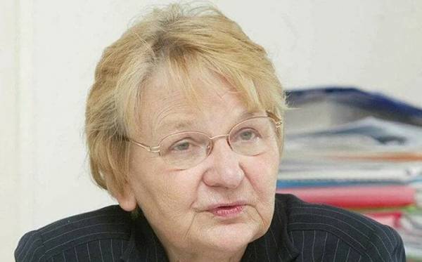 Eurobank: Απεβίωσε η Maria Nowak, η «τραπεζίτης της ελπίδας»
