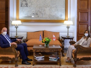 Οι εξελίξεις στην Αν. Μεσόγειο στη συνάντηση Δένδια με την υπουργό Εξωτερικών του Λιβάνου