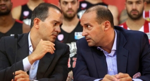 Οι αδερφοί Αγγελόπουλοι προσφέρουν ένα εκατ. ευρώ για ενίσχυση των ΜΕΘ