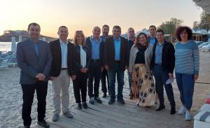 Ολοκληρώθηκε το πρόγραμμα Π.Α.Ι.ΩΝ.ΑΣ. - Τρία σκάφη με ειδικό υγειονομικό εξοπλισμό και 10 οχήματα PickUp στην υπηρεσία του Λιμενικού Σώματος