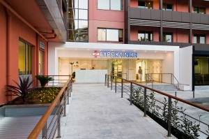 Ευρωκλινική: Παραχωρεί στο ΕΣΥ 30 κλίνες και το τμήμα Επειγόντων Περιστατικών της