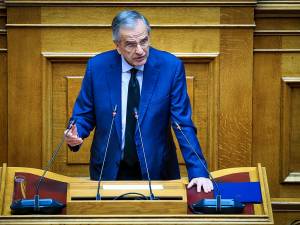 Α. Σαμαράς: «Η κυβέρνηση Μητσοτάκη συνώνυμη της διαφθοράς - Γιατί παρακολουθούσαν το τηλέφωνό μου;»