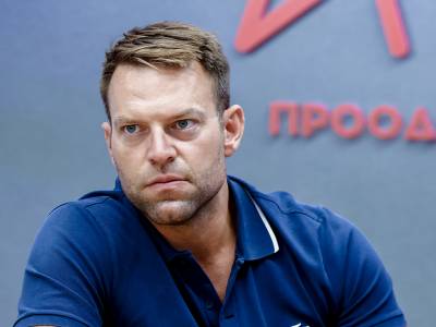 Ο Κασσελάκης παραμένει εντός ΣΥΡΙΖΑ και θα διεκδικήσει εκ νέου την ηγεσία