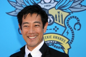 Πέθανε στα 49 του ο παρουσιαστής των Mythbusters, Grant Imahara