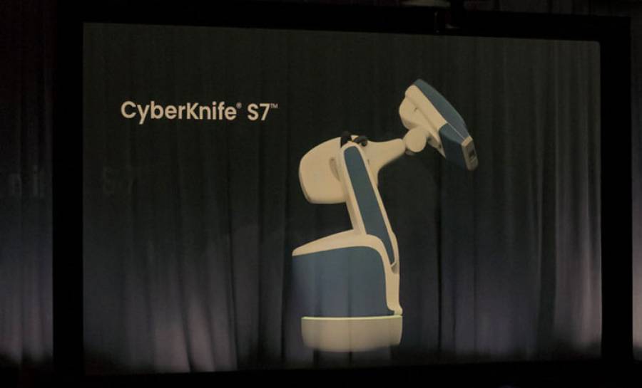 Ο Όμιλος Ιατρόπολις περνά στη νέα CyberKnife εποχή