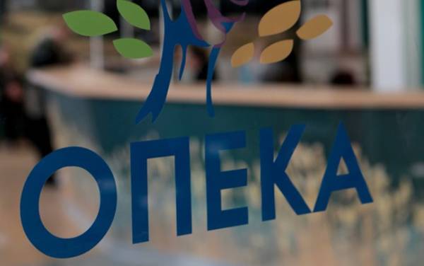 ΟΠΕΚΑ: Πληρωμές 180,87 εκατ. ευρώ σε 570.792 δικαιούχους στις 31 Αυγούστου