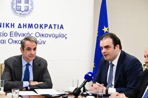 Μητσοτάκης: «Μικρό καλάθι» φοροαπαλλαγών - Με βάση τις αντοχές της οικονομίας οι όποιες μειώσεις φόρων