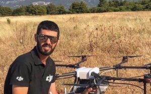 Δημοσία δαπάνη η κηδεία του εθελοντή πυροσβέστη Βασίλη Φιλώρα