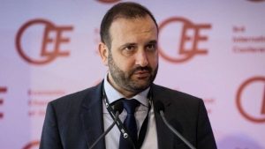 Κ. Κόλλιας (ΟΕΕ): Να μειώσουν τις δόσεις για δύο χρόνια τράπεζες και διαχειριστές δανείων