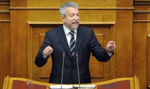Παραιτήθηκε από την Κεντρική Επιτροπή του ΣΥΡΙΖΑ ο Σταύρος Κοντονής