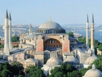 Παρέμβαση Unesco για Αγία Σοφία: Η Άγκυρα έχει συγκεκριμένες δεσμεύσεις και νομικές υποχρεώσεις