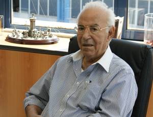 Πέθανε ο ιδρυτής των χαρτοσχολικών SKAG Θεόδωρος Σκαγιάς
