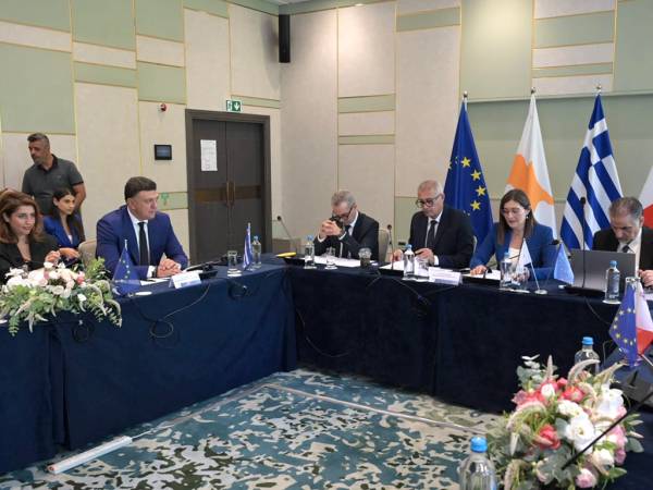 Β. Κικίλιας στη συνάντηση υπουργών Ναυτιλίας Κύπρου – Ελλάδας – Μάλτας – Ιταλίας: «Κοινή μας προσπάθεια να προστατεύσουμε τις ευρωπαϊκές οικογένειες και κοινωνίες»