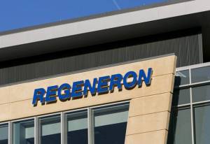 Regeneron - Eli Lilly: Λιγότερο αποτελεσματικές οι θεραπείες αντισωμάτων έναντι της Όμικρον