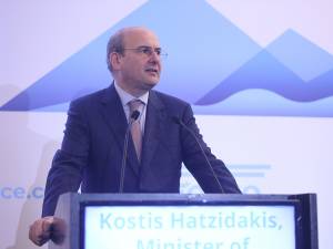 ΥΠΕΘΟ: Tι αλλάζει με τον νόμο για τις «μικρές ΔΕΗ» και το Εθνικό Επενδυτικό Ταμείο