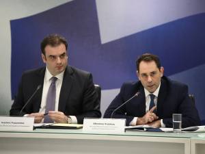 Η εξειδίκευση των μέτρων στήριξης λόγω του πολέμου στη Μ. Ανατολή - Επιδότηση στο diesel, fuel pass, ενίσχυση σε αγρότες και ακτοπλοϊκές γραμμές