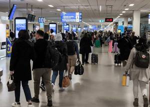 ΔΑΑ: Ανοδικά η επιβατική κίνηση τον Μάιο