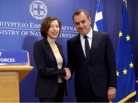 Στην Αθήνα σήμερα η Γαλλίδα ΥΠΑΜ για τις υπογραφές για τα Ραφάλε