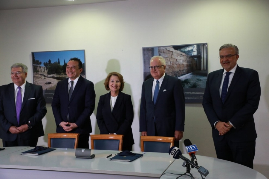 Μνημόνιο συνεργασίας γ.γ. Απόδημου Ελληνισμού-Τράπεζας Πειραιώς για τις επετειακές δράσεις 1821-2021