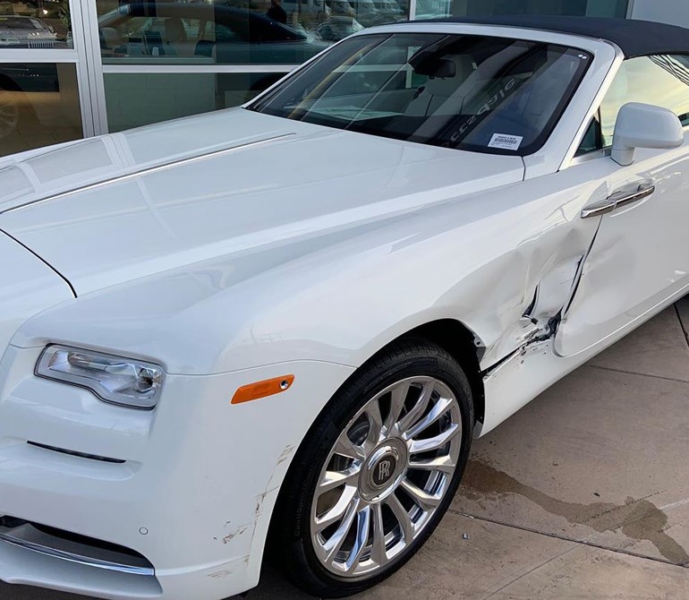 rolls royce τρακαρισμα